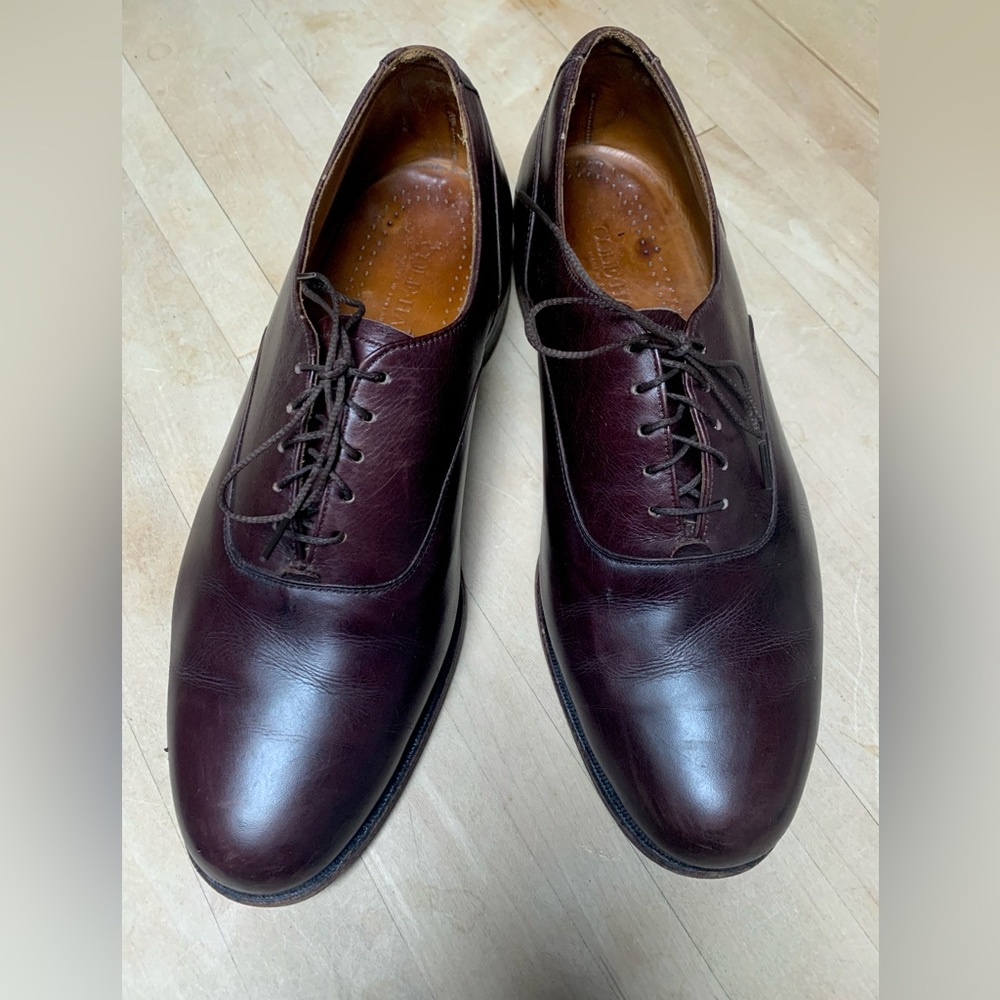 Cole Haan men’s shoe pair